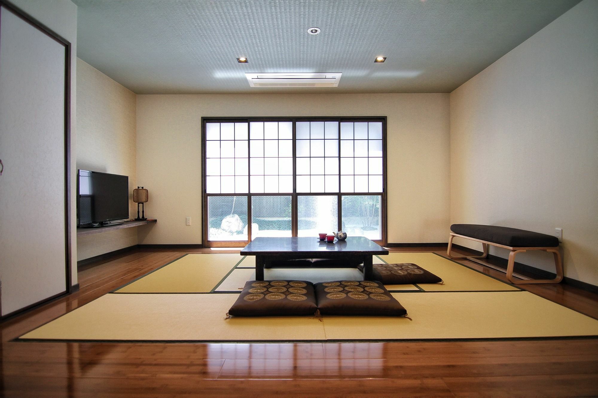 Em S280 Villa Kyoto Exterior photo